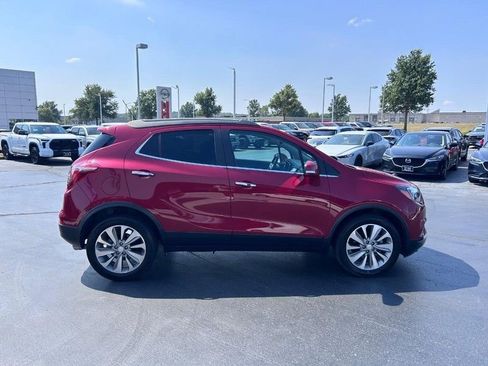 Used 2019 Buick Encore Preferred image 4