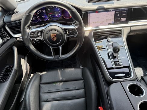 Used 2018 Porsche Panamera 4 AWD/4WD image 13