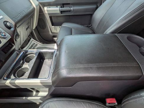 Used 2016 Ford F250 Lariat RWD image 15