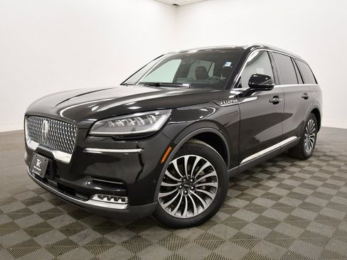Used 2021 Lincoln Aviator Reserve image 2