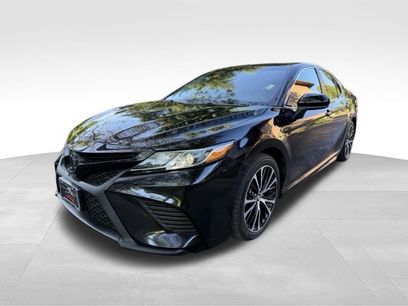 Used 2019 Toyota Camry SE