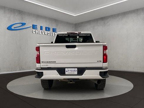 Used 2021 Chevrolet Silverado 3500 LTZ w/ LTZ Plus Package image 4