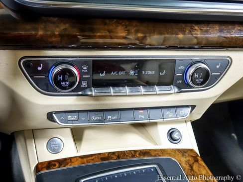 Used 2018 Audi Q5 2.0T Premium Plus w/ Premium Plus Package image 18