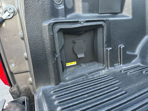 Used 2022 Ford F150 XLT w/ Equipment Group 302A High image 12