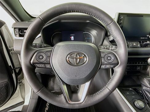 Used 2021 Toyota RAV4 XSE image 12