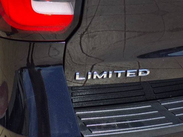 Used 2024 Ford Expedition Limited RWD image 38