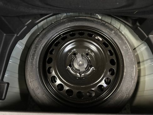 Used 2024 Chevrolet Equinox LT w/ LPO, Floor Liner Package image 26