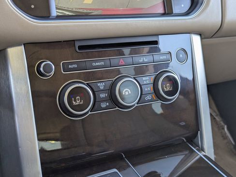 Used 2016 Land Rover Range Rover Supercharged image 26