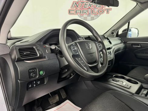 Used 2023 Honda Ridgeline Sport image 10