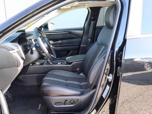 Used 2025 MAZDA CX-50 AWD 2.5 S w/ Premium Package image 7