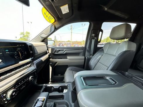 Used 2022 Chevrolet Silverado 1500 ZR2 AWD/4WD image 48