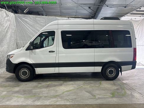 Used 2019 Mercedes-Benz Sprinter 2500 image 13
