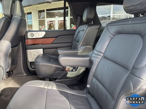 Used 2024 Lincoln Navigator Reserve image 32