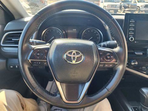 Used 2024 Toyota Camry SE image 22