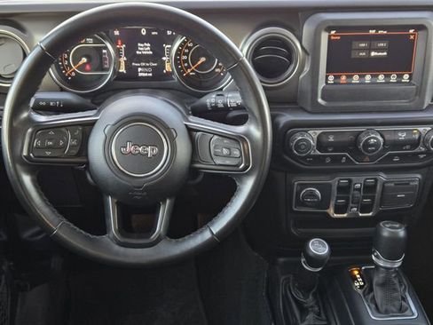 Used 2021 Jeep Wrangler Unlimited Sport image 27