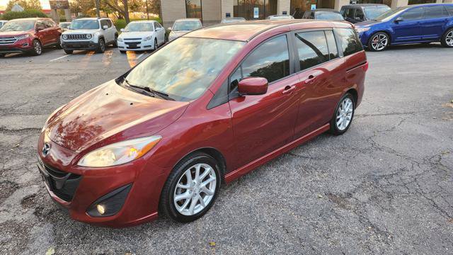 Used 2012 MAZDA MAZDA5 Touring w/ Moonroof & Audio Pkg FWD image 12