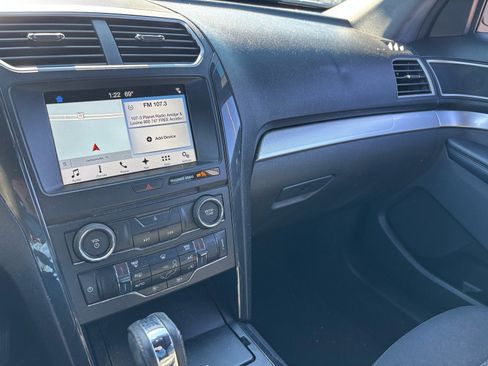 Used 2017 Ford Explorer XLT w/ Equipment Group 201A image 33