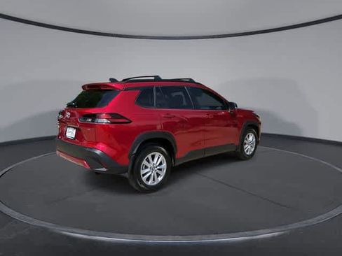 Certified 2026 Toyota Corolla Cross LE FWD image 4
