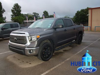 Used 2019 Toyota Tundra SR5 w/ SR5 Upgrade Package