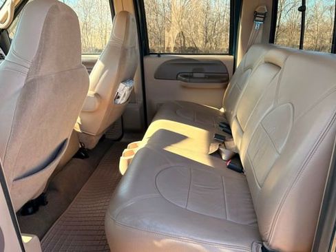 Used 1999 Ford F350 Lariat image 30