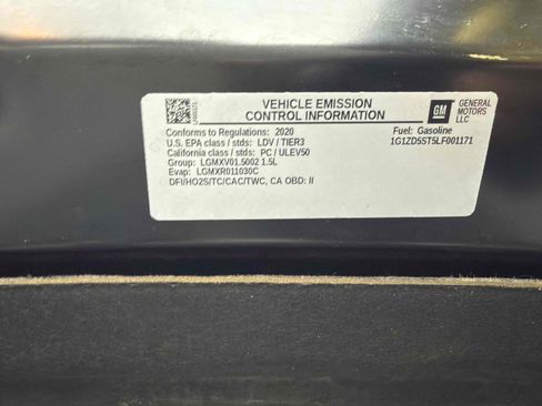 Used 2020 Chevrolet Malibu LT image 46