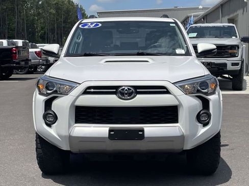 Used 2024 Toyota 4Runner TRD Off-Road Premium w/ Moonroof Package AWD/4WD image 32