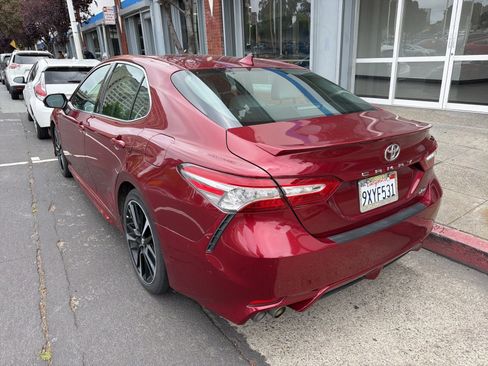 Used 2018 Toyota Camry XSE w/ Audio Package image 5