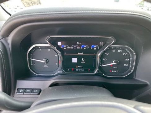 Used 2023 GMC Sierra 3500 Denali w/ Denali Ultimate Package AWD/4WD image 8