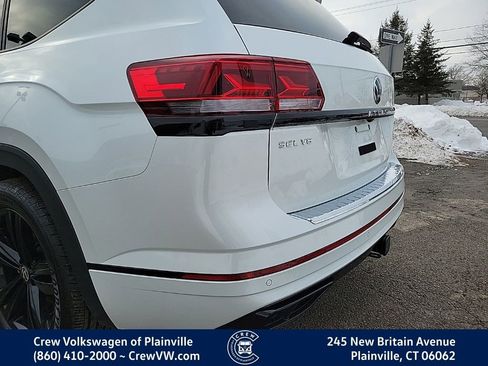 Used 2023 Volkswagen Atlas SEL R-Line image 27