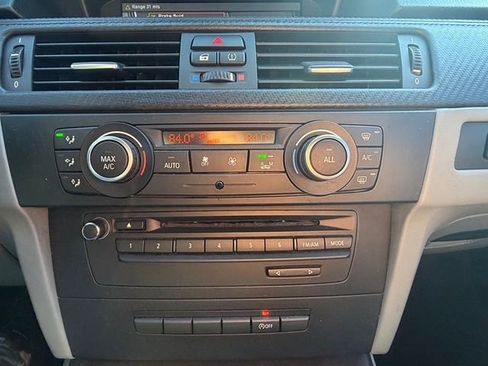 Used 2013 BMW M3 image 29