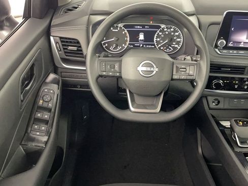 New 2025 Nissan Rogue S image 14