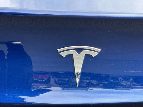 Used 2021 Tesla Model 3 Standard Range Plus image 30