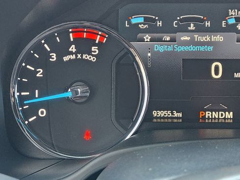 Used 2022 Ford F350 Platinum w/ FX4 Off-Road Package image 16