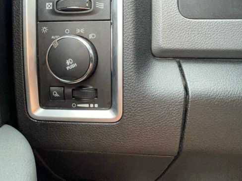 Used 2013 RAM 1500 Big Horn AWD/4WD image 25