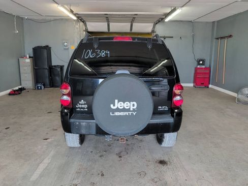 Used 2007 Jeep Liberty Limited AWD/4WD image 4