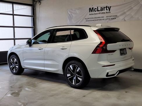 New 2026 Volvo XC60 B5 Core w/ Climate Package AWD/4WD image 3