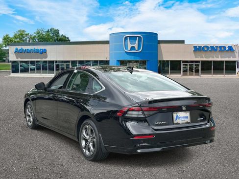 Used 2023 Honda Accord EX-L image 5