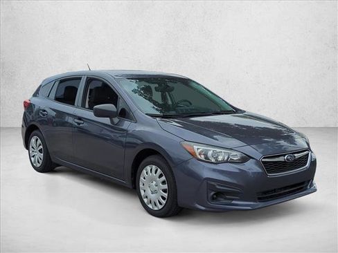 Used 2017 Subaru Impreza 2.0i image 3