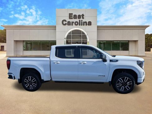 Used 2025 GMC Sierra 1500 AT4 w/ AT4 Premium Package image 2