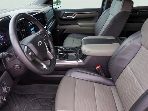 Certified 2024 Chevrolet Silverado 1500 ZR2 w/ Technology Package image 12