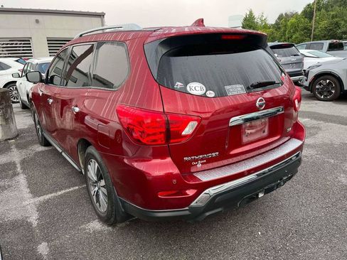 Used 2020 Nissan Pathfinder SV w/ Cargo Package FWD image 3