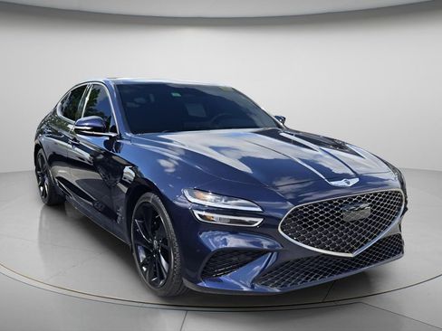 Used 2023 Genesis G70 2.0T w/ Sport Prestige Package RWD image 4