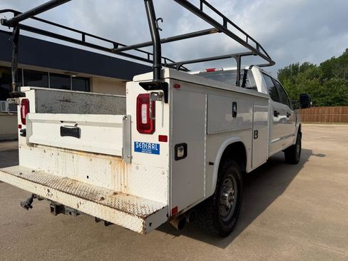 Used 2019 Ford F250 XL w/ Power Equipment Group AWD/4WD image 13