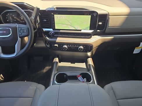New 2026 GMC Sierra 2500 SLT w/ SLT Premium Package AWD/4WD image 14