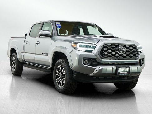 Used 2023 Toyota Tacoma TRD Sport w/ Black Out Package (TMS) image 7