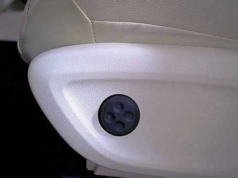 Used 2021 Mercedes-Benz GLE 350 image 23