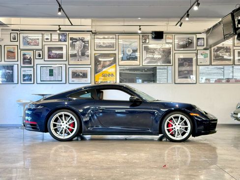 Used 2020 Porsche 911 Carrera 4S image 7