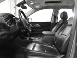Used 2020 Chevrolet Traverse LT w/ LT Premium Package image 3