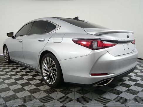 Used 2021 Lexus ES 350 Luxury image 5