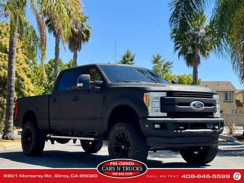 Used 2017 Ford F250 Lariat w/ Lariat Ultimate Package image 3